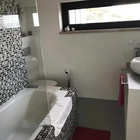 Villa Beautiful House With Stuning View Foz do Arelho