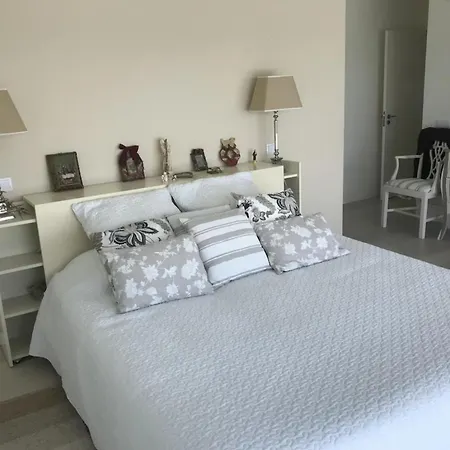 Beautiful House With Stuning View Vila